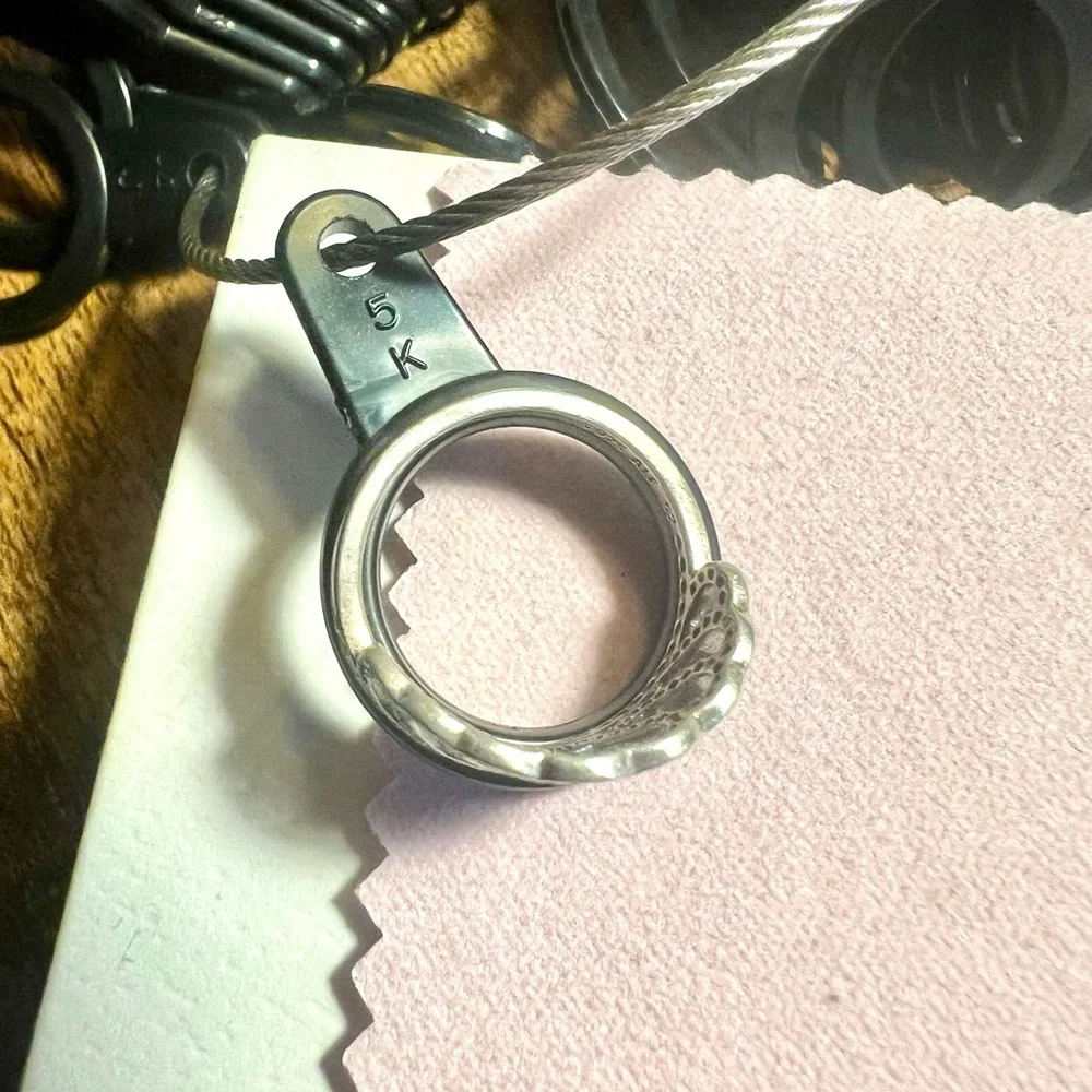 Pandora Silver Heart Tiara Ring -size 5 - Picture 7 of 7